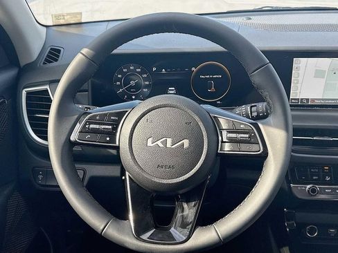 New 2026 Kia Seltos EX image 26