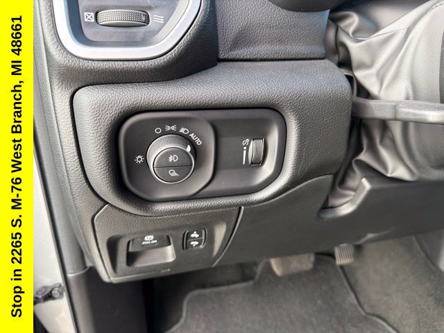 Used 2023 RAM 1500 Big Horn AWD/4WD image 15