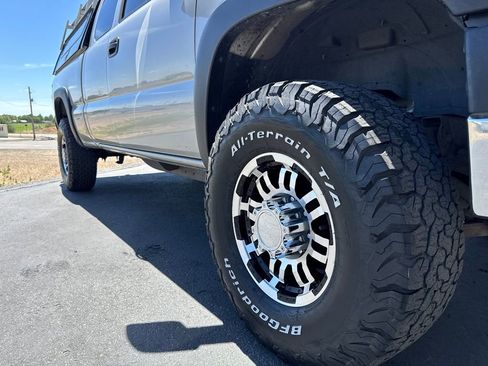 Used 2005 Chevrolet Silverado 2500 LS AWD/4WD image 7