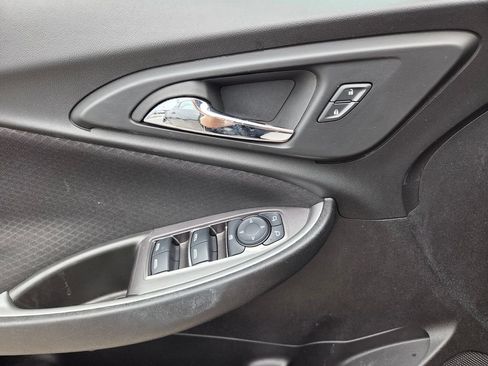 Used 2024 Chevrolet Malibu LT FWD image 23