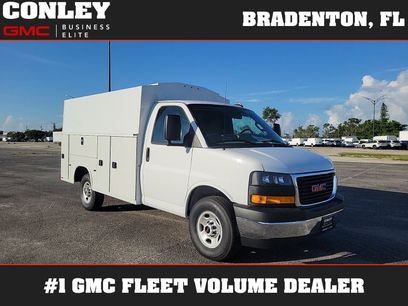 New 2025 GMC Savana 3500 w/ Power Convenience Package