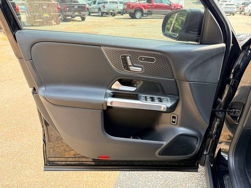 Used 2024 Mercedes-Benz EQB 250+ w/ Winter Package image 27