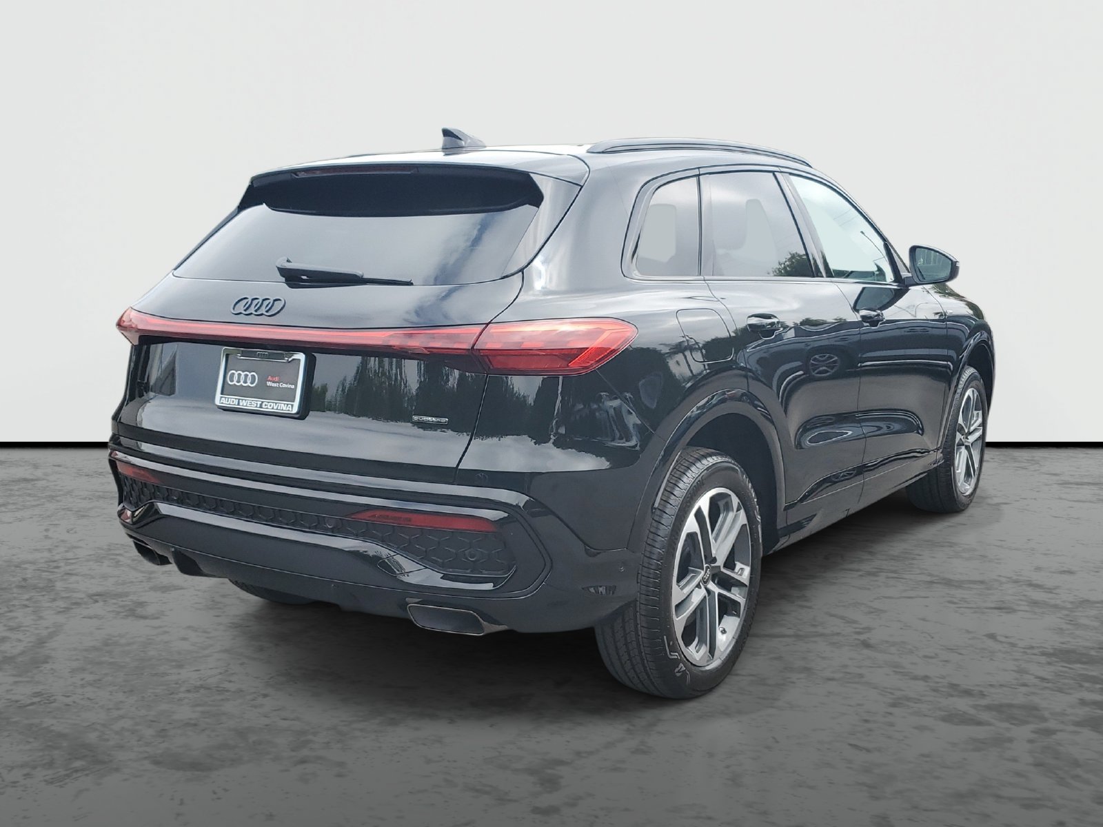 New 2026 Audi Q5 2.0T AWD/4WD image 4