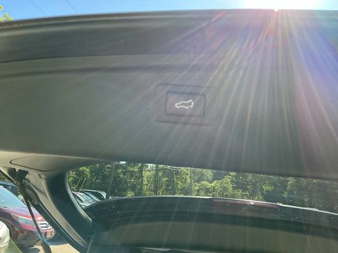 Used 2017 Subaru Outback 2.5i Premium AWD/4WD image 33