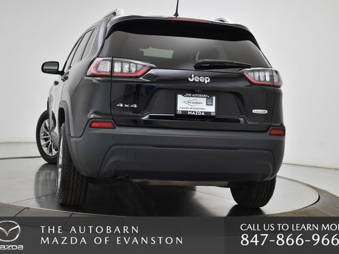 Used 2019 Jeep Cherokee Latitude Plus w/ Cold Weather Group image 9