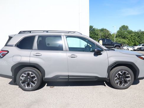 Certified 2026 Subaru Forester Premium w/ Base/Premium Package AWD/4WD image 5