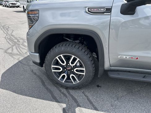 New 2026 GMC Sierra 1500 AT4 w/ AT4 Premium Package AWD/4WD image 5