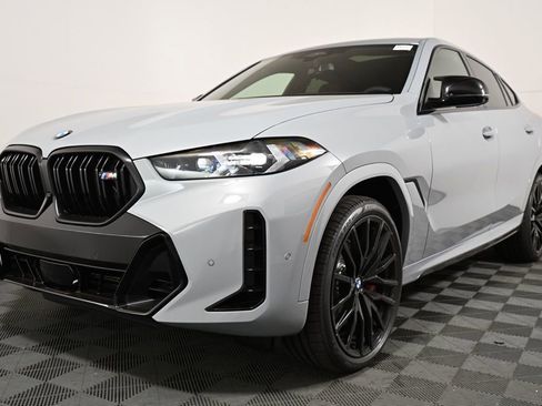 New 2026 BMW X6 M60i w/ Executive Package image 2