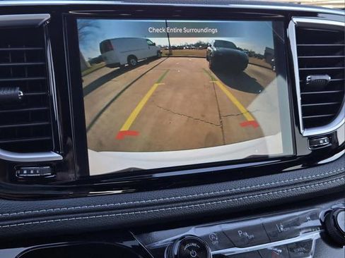 New 2026 Chrysler Pacifica Limited w/ S Appearance Package image 16