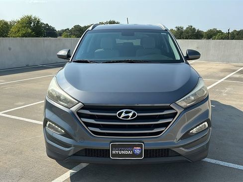 Used 2016 Hyundai Tucson SE w/ Option Group 02 FWD image 7