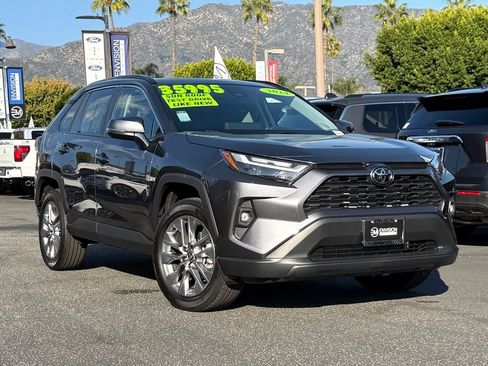 Used 2024 Toyota RAV4 XLE Premium image 2