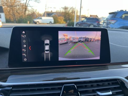 Used 2019 BMW 530i xDrive 530i xDrive image 23