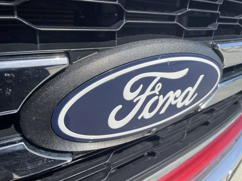 Used 2024 Ford F150 Lariat w/ Equipment Group 502A High AWD/4WD image 31
