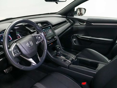 Used 2020 Honda Civic Sport image 17