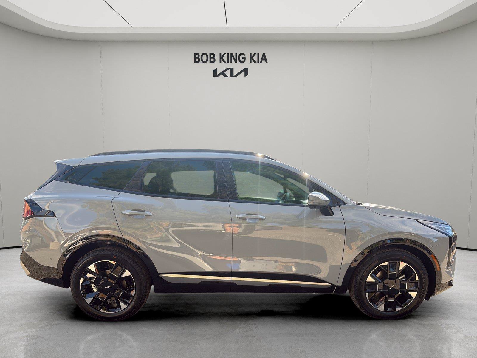 New 2027 Kia Sportage SX FWD image 6