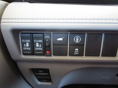Used 2022 Honda Odyssey EX-L image 46