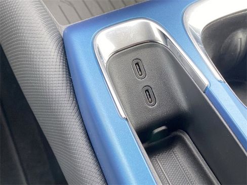 New 2026 Chevrolet Equinox EV LT image 18