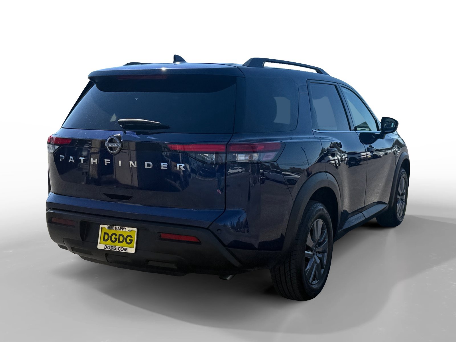 Used 2025 Nissan Pathfinder SV FWD image 5