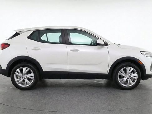 Used 2025 Buick Encore GX Preferred AWD/4WD image 11