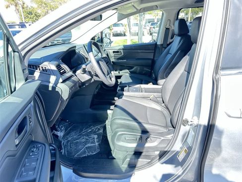 New 2026 Honda Odyssey EX-L image 2