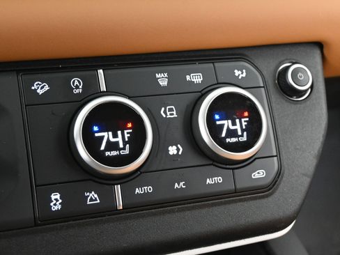 Certified 2023 Land Rover Defender 110 SE image 13