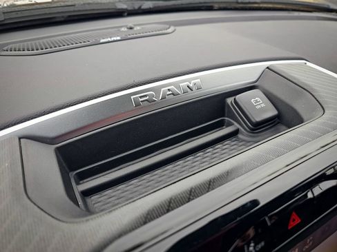 New 2026 RAM 1500 4x4 Crew Cab image 23