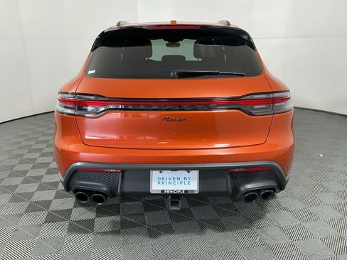Used 2022 Porsche Macan Base image 6