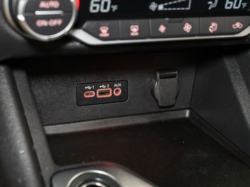 Used 2020 Nissan Sentra SV w/ Electronics Package image 17