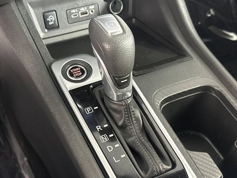Used 2025 Nissan Sentra SV FWD image 17