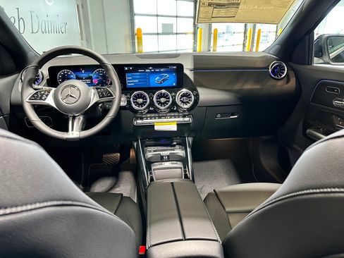 New 2026 Mercedes-Benz GLA 250 4MATIC image 6