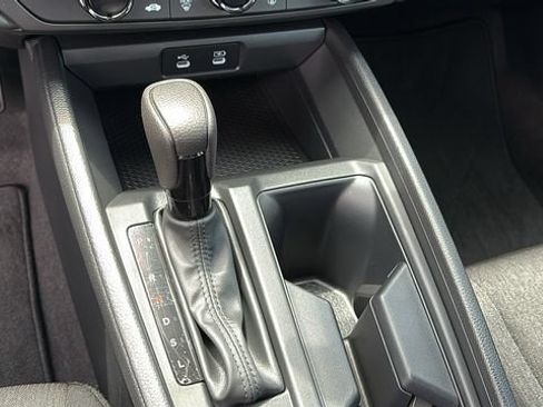 Used 2025 Honda Accord LX image 17