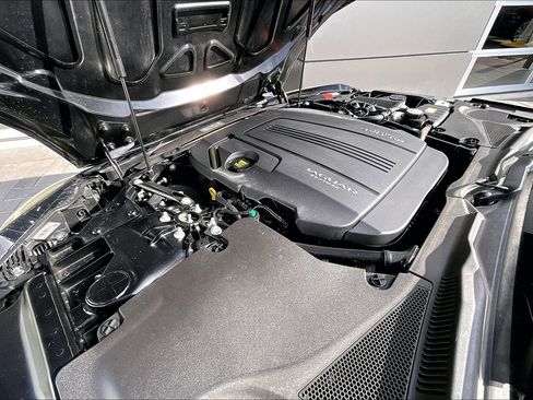 Used 2020 Jaguar F-TYPE P300 image 10