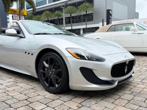 Used 2013 Maserati GranTurismo Sport RWD image 8