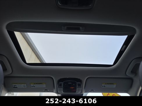 Used 2023 Hyundai Tucson SEL w/ Convenience Package FWD image 12