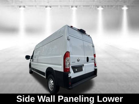 Used 2023 RAM ProMaster 2500 FWD image 5