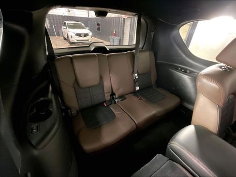 Used 2019 Nissan Armada Platinum w/ Captain's Chairs Package image 40