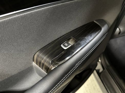 Used 2020 Kia Sorento EX image 25