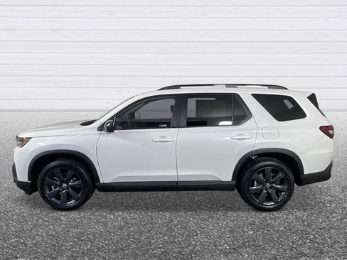 New 2026 Honda Pilot Sport image 2