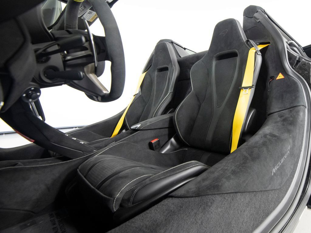 Used 2024 McLaren 750S Spider RWD image 34