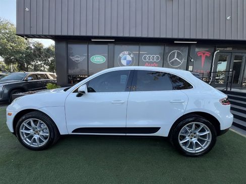 Used 2017 Porsche Macan S image 7
