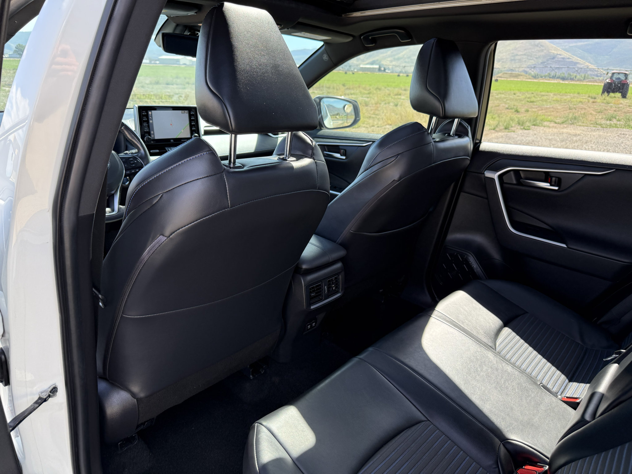 Used 2020 Toyota RAV4 XSE AWD/4WD image 30