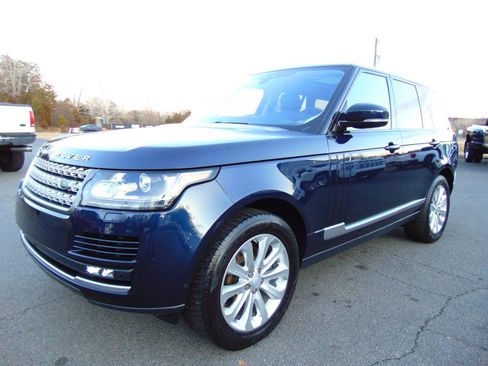 Used 2017 Land Rover Range Rover HSE AWD/4WD image 27