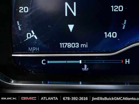 Used 2022 Chevrolet Suburban LT w/ Luxury Package image 13