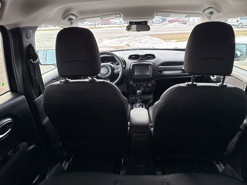 Used 2021 Jeep Renegade Sport image 29