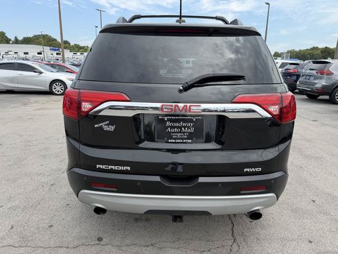 Used 2017 GMC Acadia SLT AWD/4WD image 4