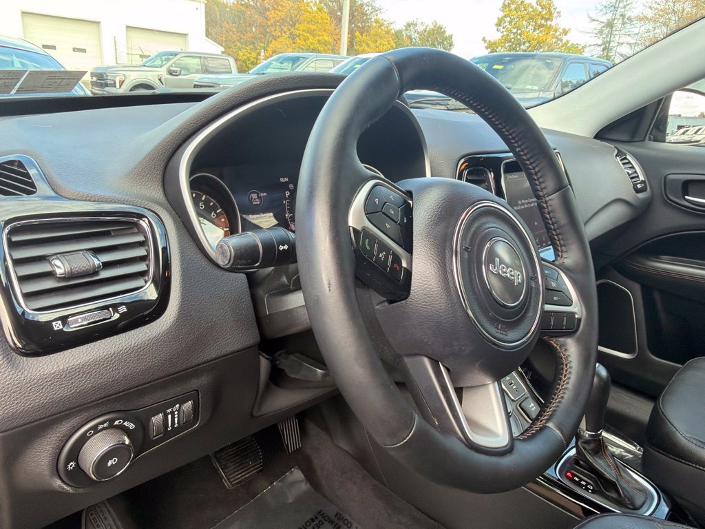 Used 2018 Jeep Compass Limited w/ Navigation Group AWD/4WD image 20
