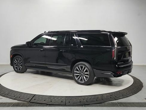 Used 2023 Cadillac Escalade ESV Sport w/ Touring Package AWD/4WD image 5