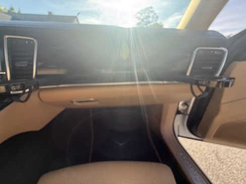 Used 2013 Porsche Panamera image 23