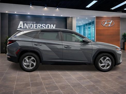Used 2024 Hyundai Tucson SE FWD image 13