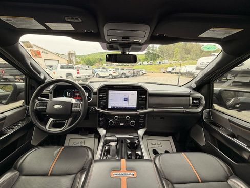 Used 2023 Ford F150 Platinum w/ FX4 Off-Road Package AWD/4WD image 20